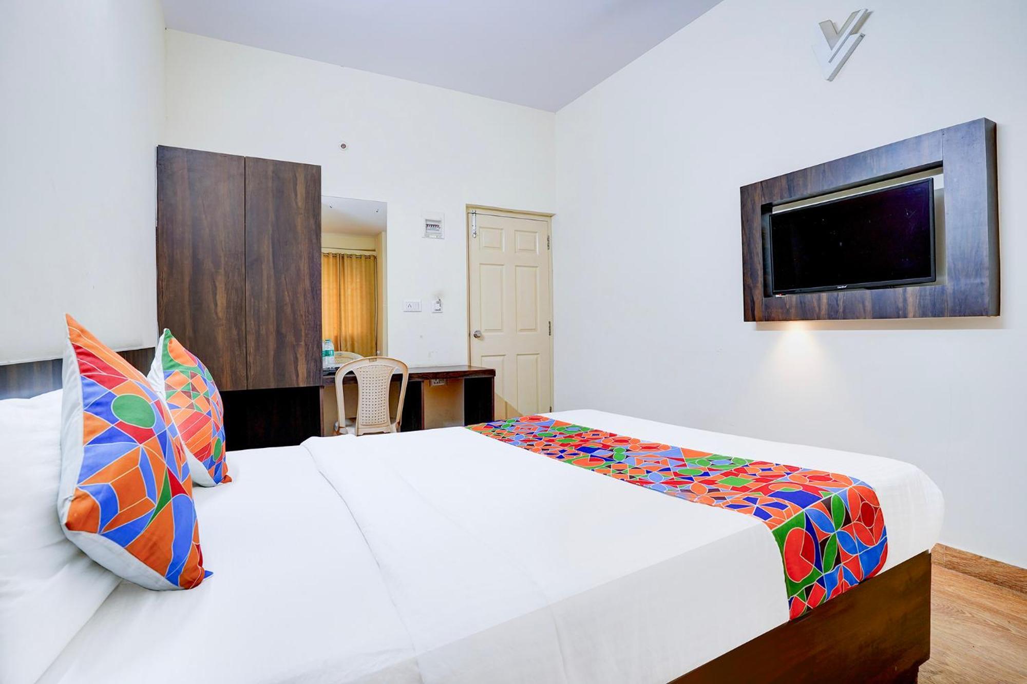 Fabhotel Grk Comforts - Jayanagar Bangalore Buitenkant foto