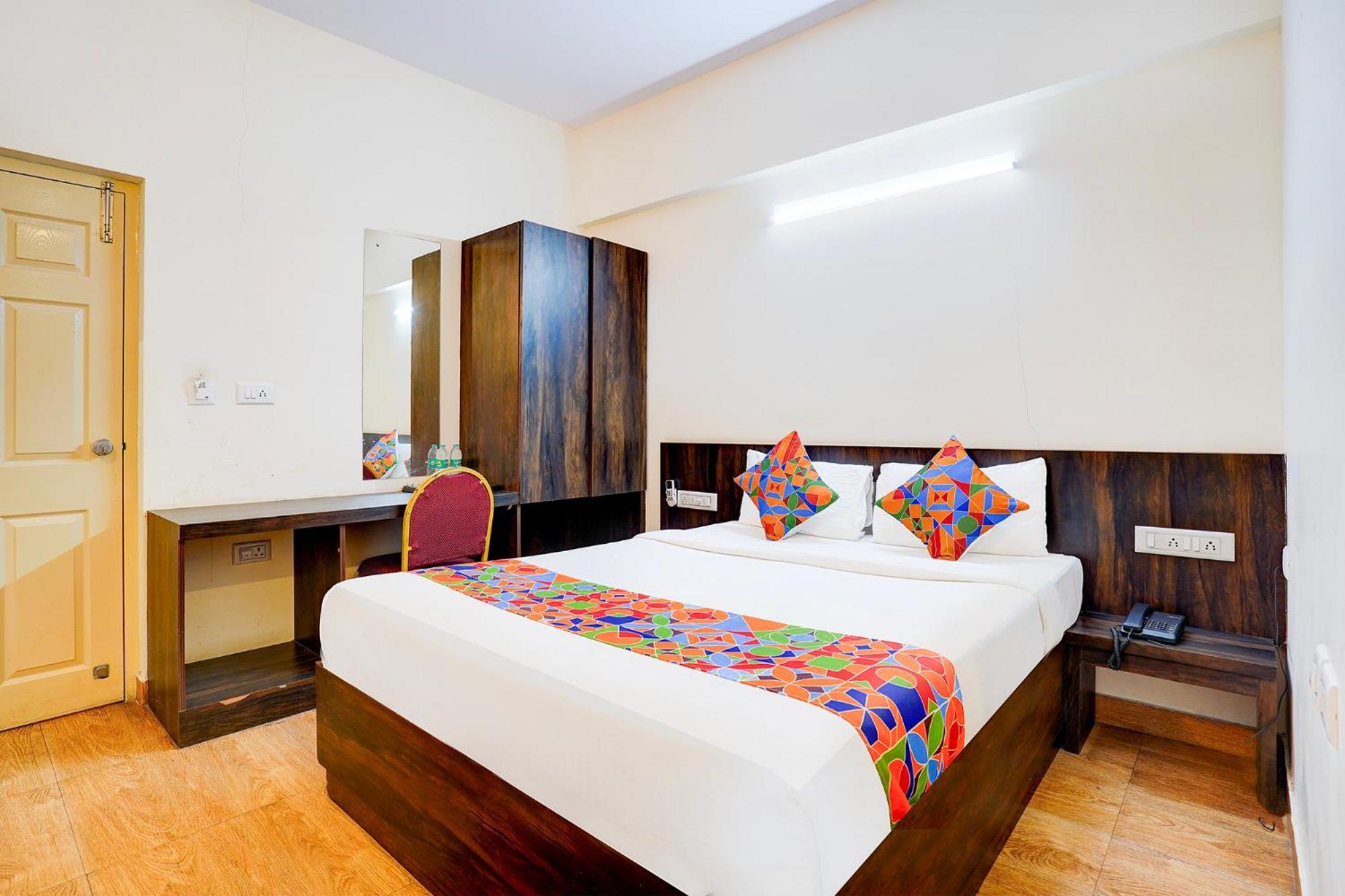 Fabhotel Grk Comforts - Jayanagar Bangalore Buitenkant foto