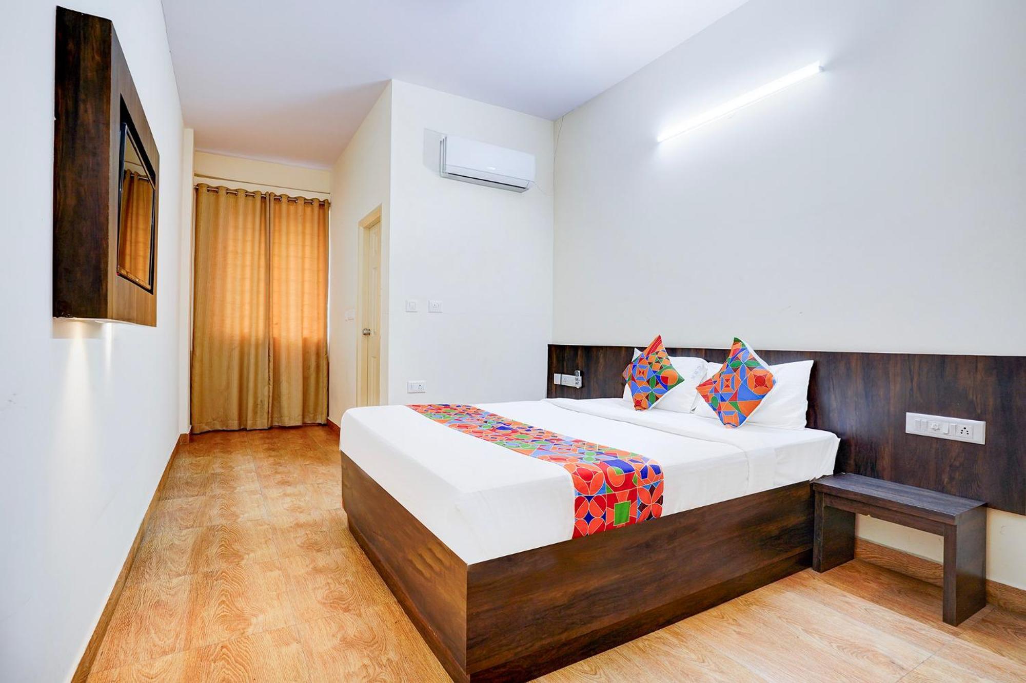 Fabhotel Grk Comforts - Jayanagar Bangalore Buitenkant foto